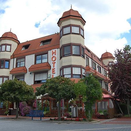 Hotel Restaurant Paelzer-Buwe Haßloch Exteriör bild